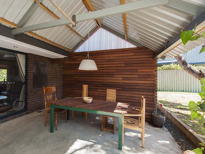 8 Ivanhoe Crescent, Falcon WA 6210