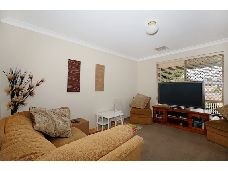 12 Hayes Court, Ravenswood WA 6208