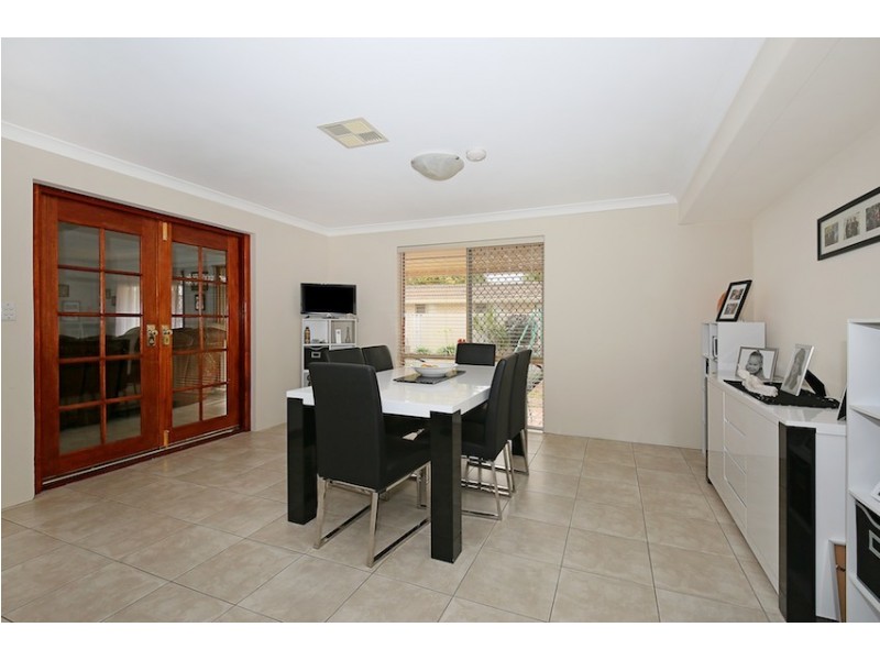 12 Hayes Court, Ravenswood WA 6208