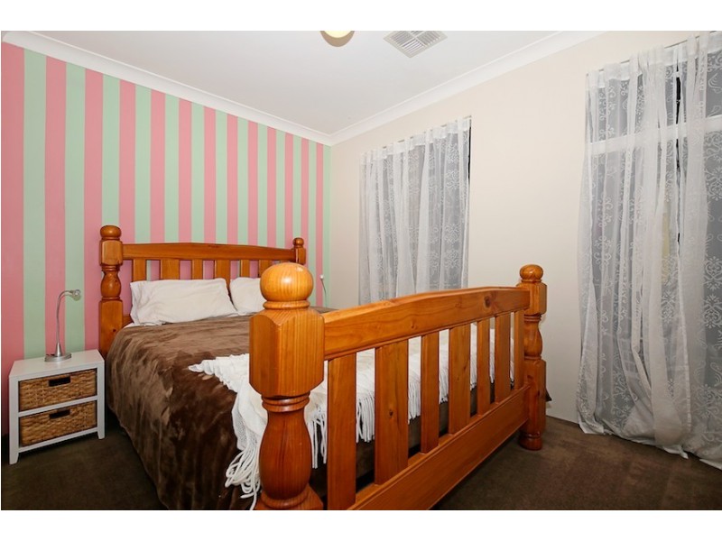 12 Hayes Court, Ravenswood WA 6208