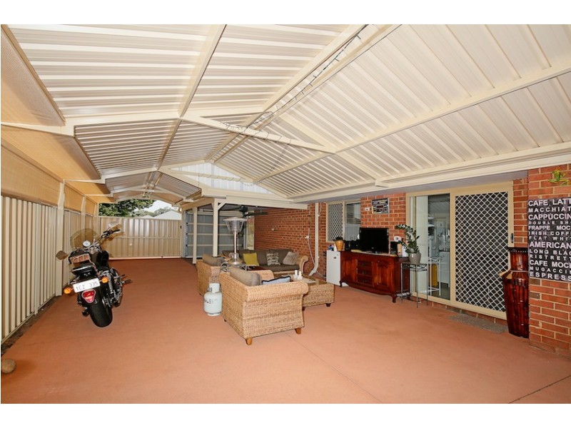 12 Hayes Court, Ravenswood WA 6208