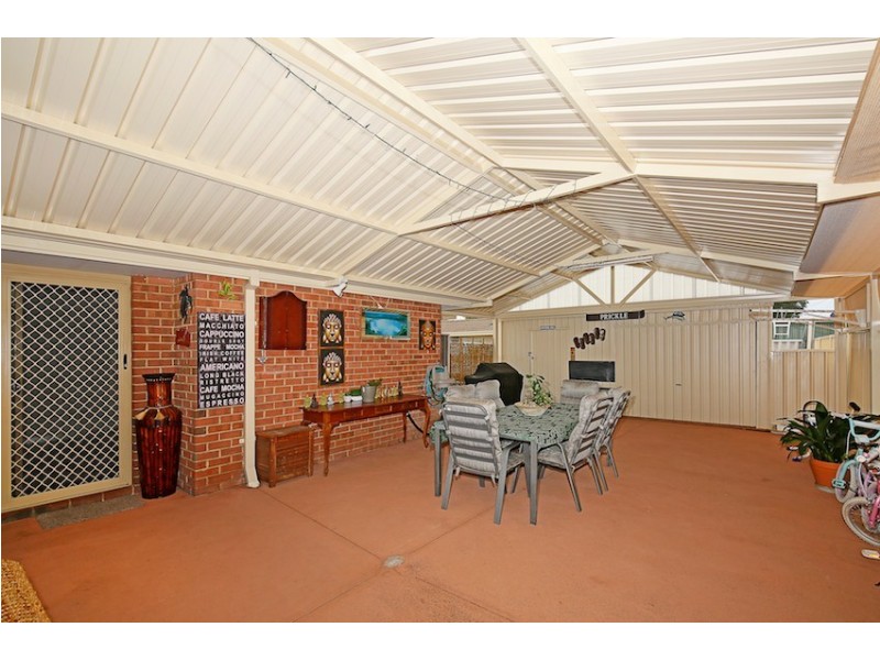 12 Hayes Court, Ravenswood WA 6208