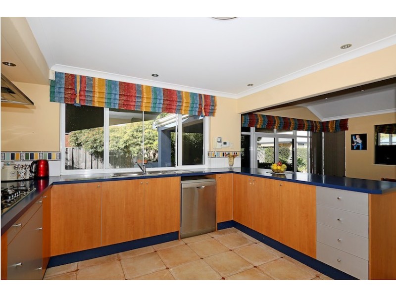 15 Chantilly Circuit, Meadow Springs WA 6210