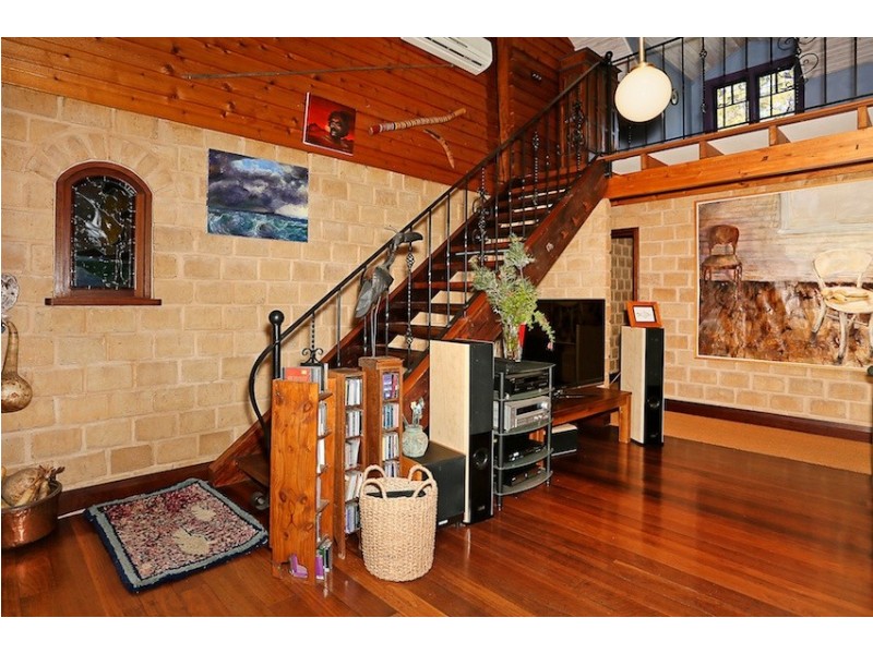 31 Marginata Road, Parklands WA 6180