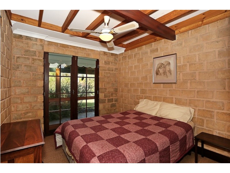 31 Marginata Road, Parklands WA 6180