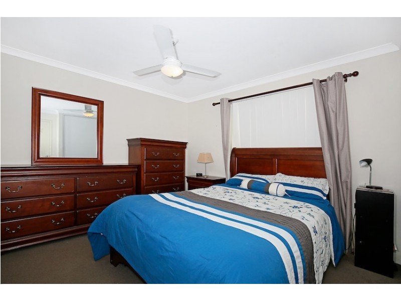 25 Elkridge Turn, Meadow Springs WA 6210