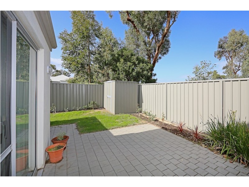 25 Elkridge Turn, Meadow Springs WA 6210