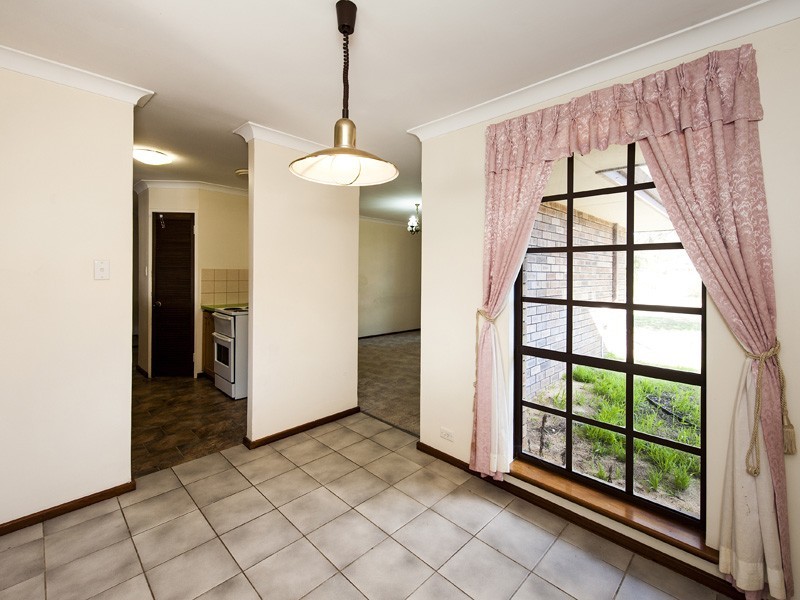 20 Vance Street, Dudley Park WA 6210