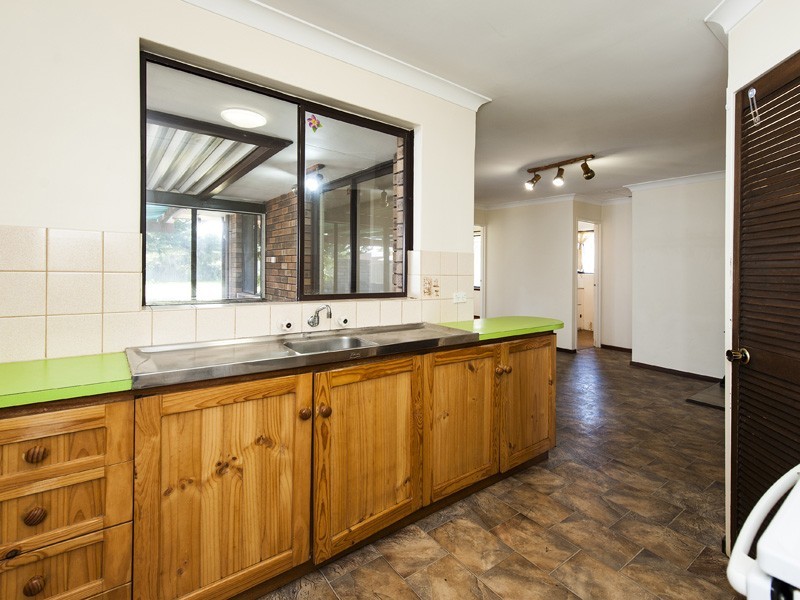 20 Vance Street, Dudley Park WA 6210