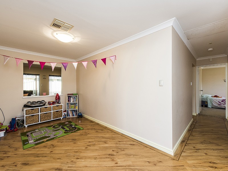 25 Guillardon Terrace, Madora Bay WA 6210