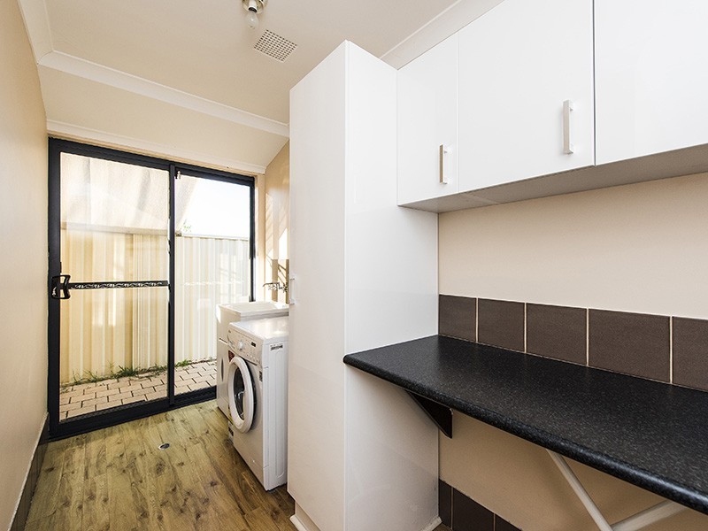 25 Guillardon Terrace, Madora Bay WA 6210