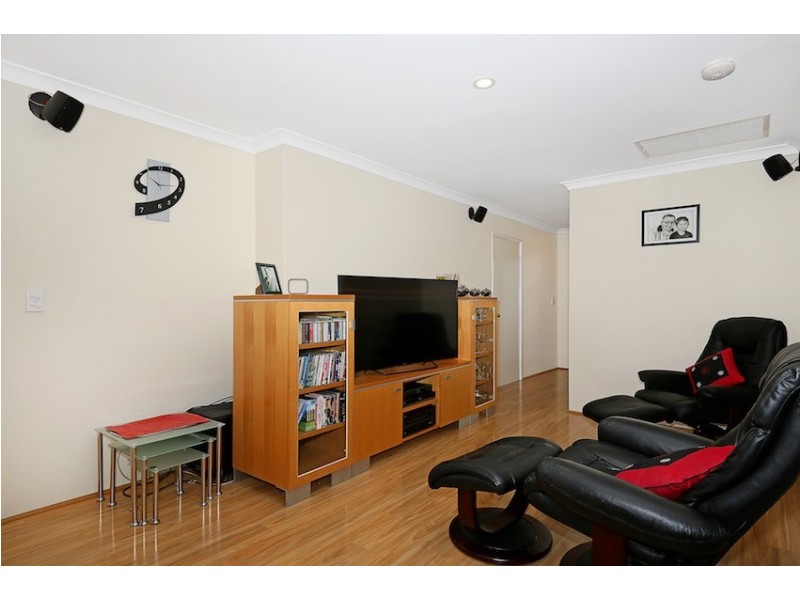 6/14 Binnar Court, Erskine WA 6210