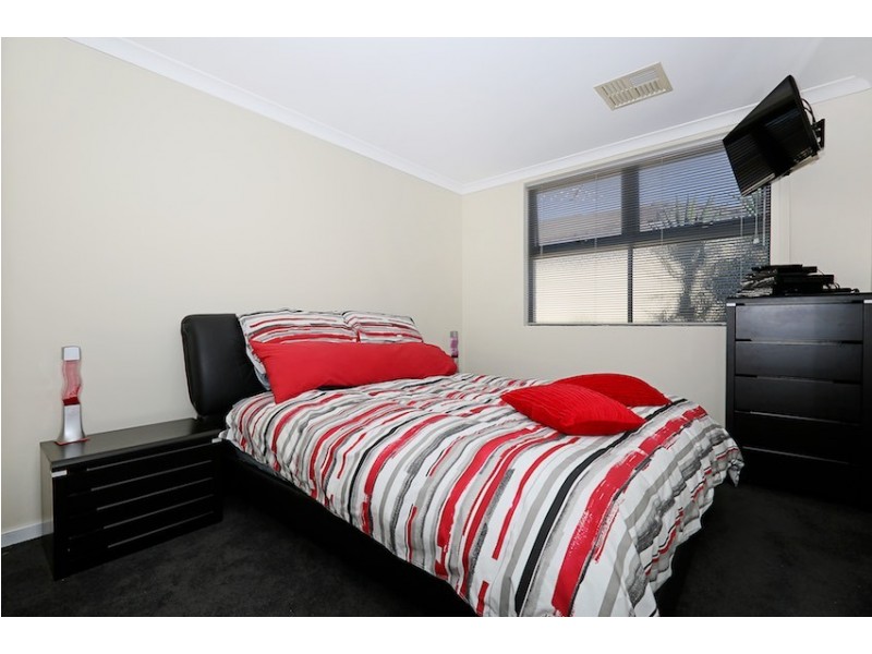 6/14 Binnar Court, Erskine WA 6210