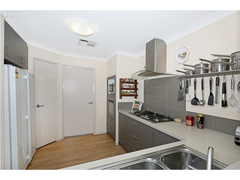 15 Skylark Loop, Erskine WA 6210