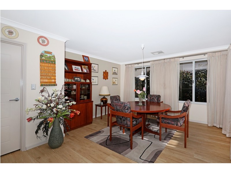 15 Skylark Loop, Erskine WA 6210