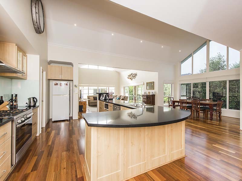 53 Midsummer Circle, Pinjarra WA 6208