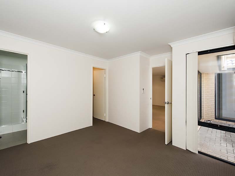 2/6 Anstruther Road, Mandurah WA 6210