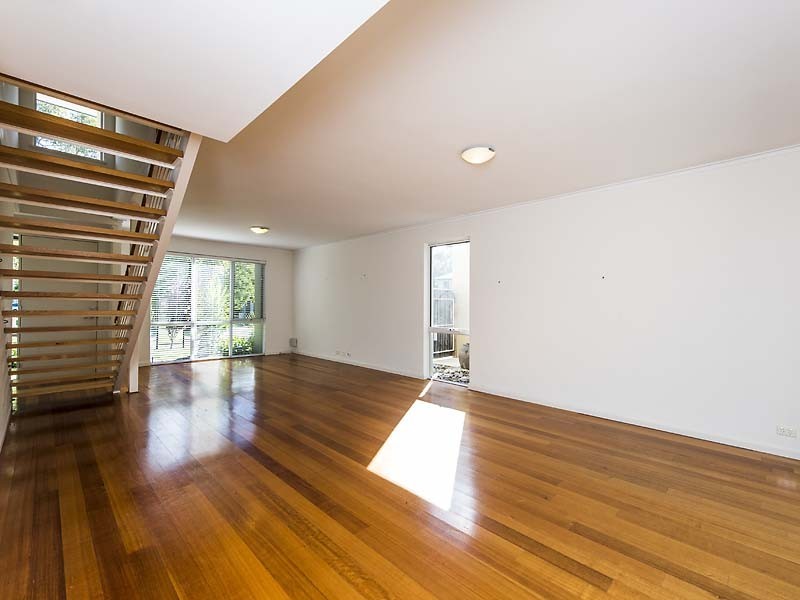 23 Tylney Loop, Meadow Springs WA 6210