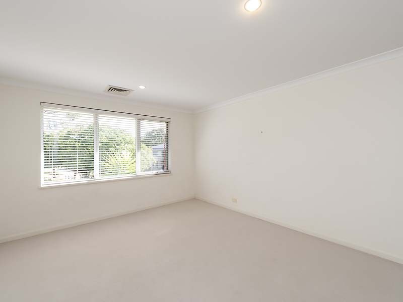 23 Tylney Loop, Meadow Springs WA 6210