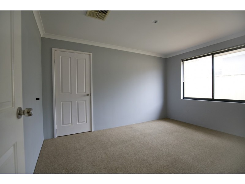 26 Contest Ave, Falcon WA 6210