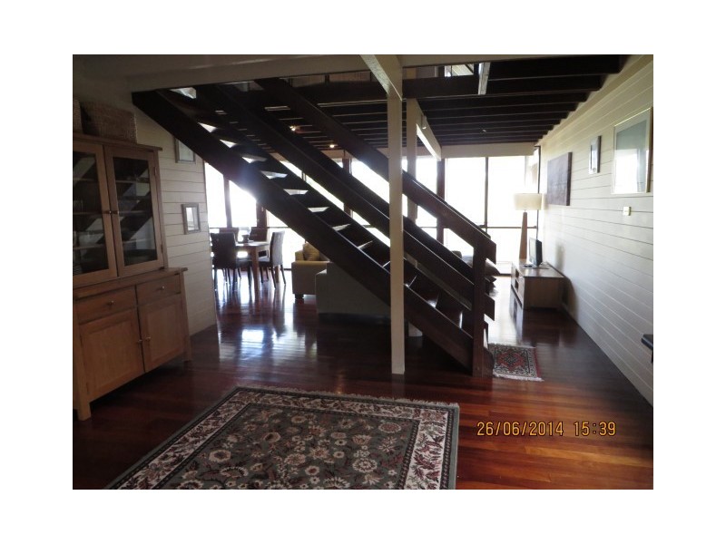 20 Valley Road, Halls Head WA 6210