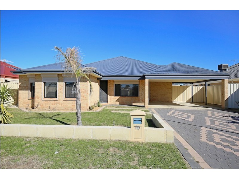 19 Dowerin Circuit, Lakelands WA 6180