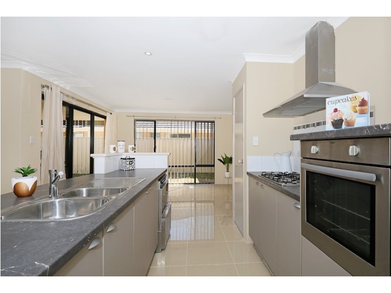 19 Dowerin Circuit, Lakelands WA 6180