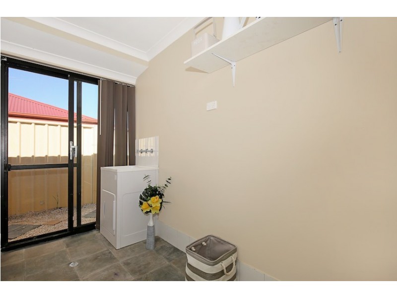 19 Dowerin Circuit, Lakelands WA 6180