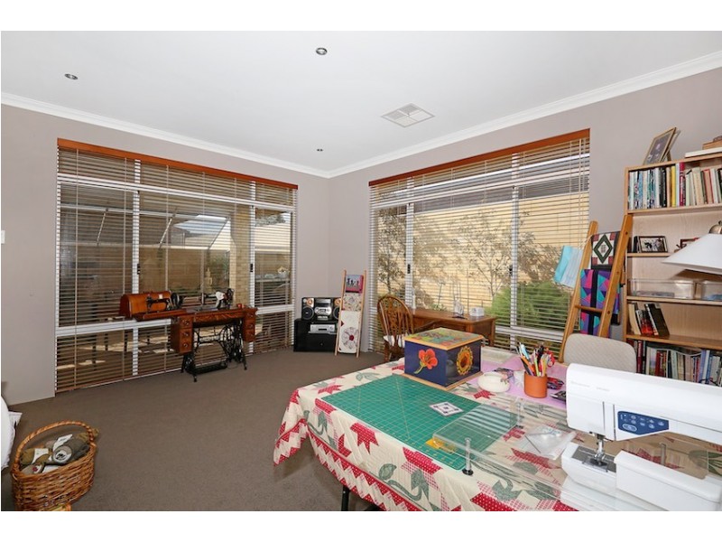 11 Jettyl Way, Wannanup WA 6210