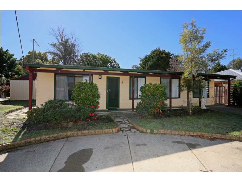 2 Yanagin Road, Greenfields WA 6210