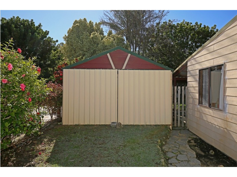 2 Yanagin Road, Greenfields WA 6210