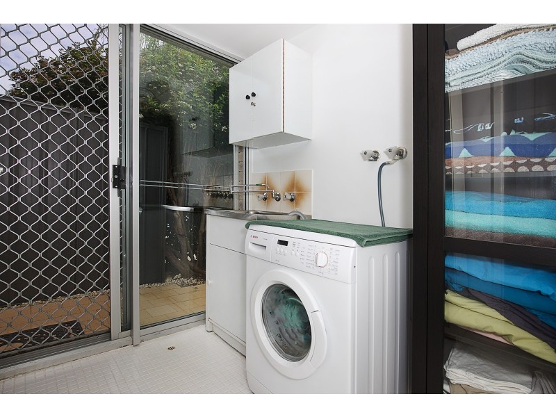 14 Scrivener Place, Halls Head WA 6210