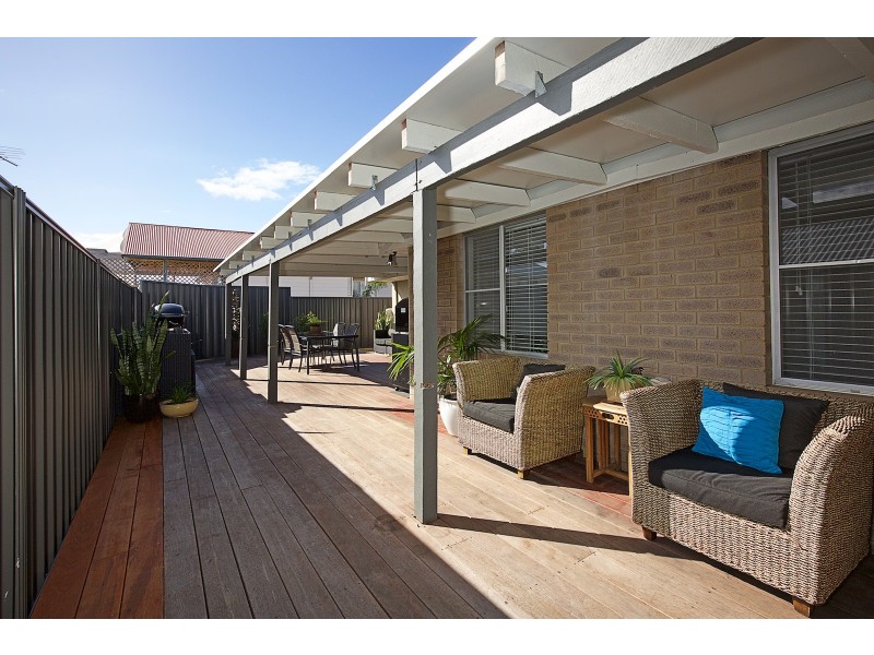 14 Scrivener Place, Halls Head WA 6210