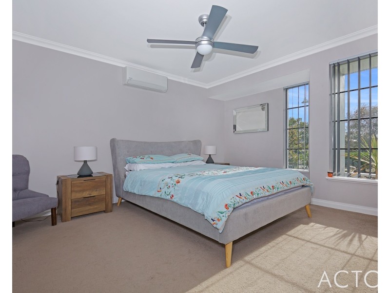 74 Seascapes Boulevard, Halls Head WA 6210