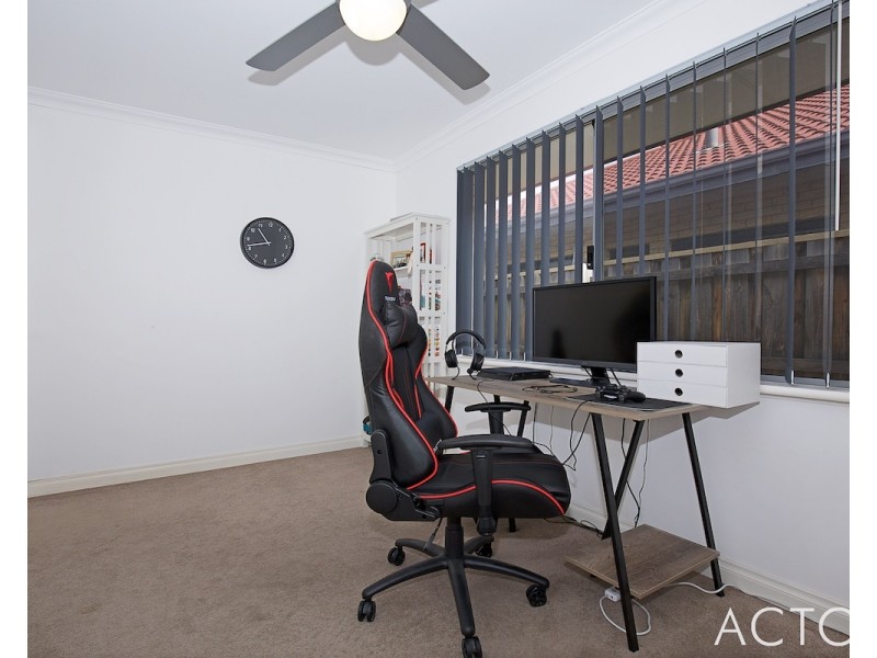 74 Seascapes Boulevard, Halls Head WA 6210