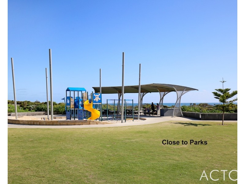 74 Seascapes Boulevard, Halls Head WA 6210