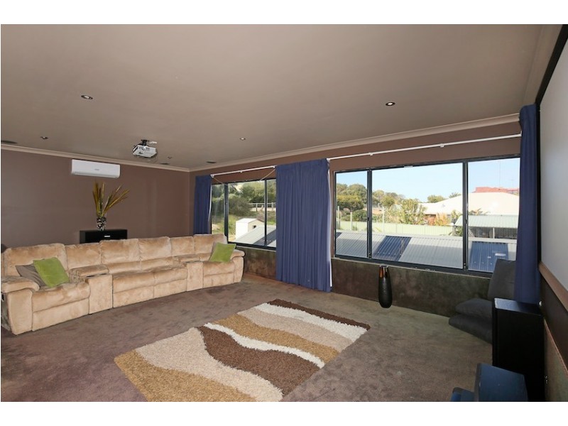 22 Rainbow Way, Dawesville WA 6211