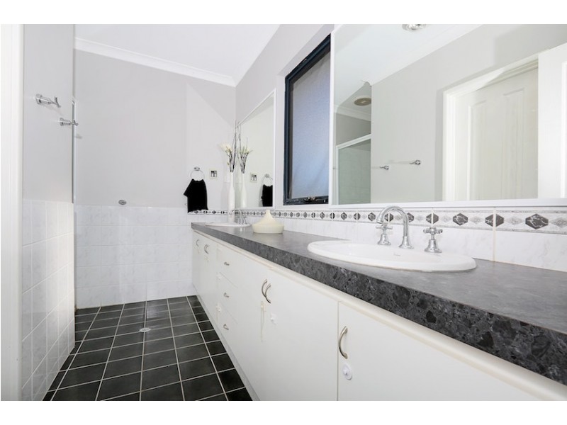 22 Rainbow Way, Dawesville WA 6211