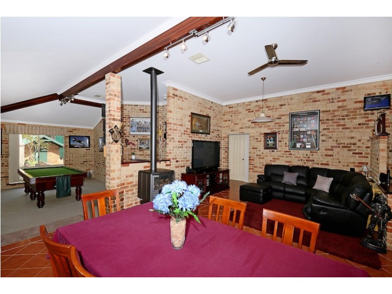 6 Carrick Cross, Greenfields WA 6210