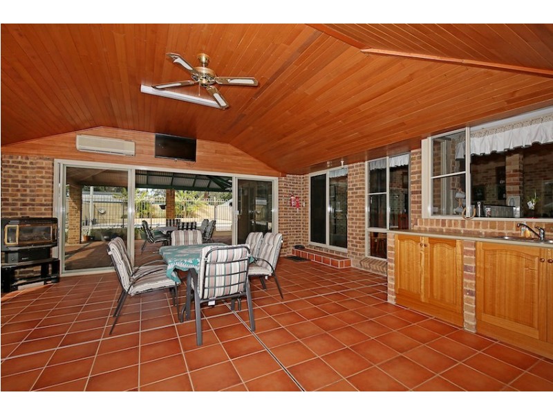 6 Carrick Cross, Greenfields WA 6210