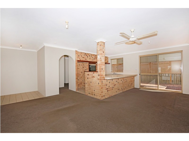 1/35 Service Street, Mandurah WA 6210