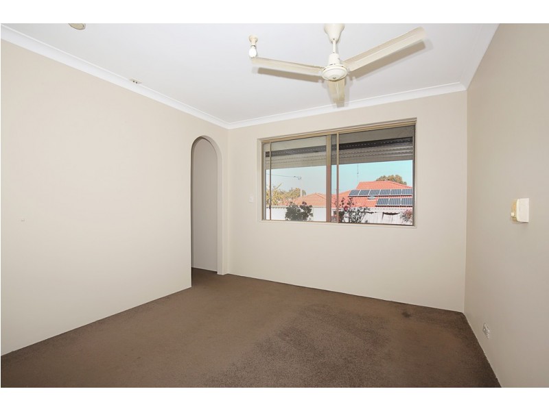 1/35 Service Street, Mandurah WA 6210