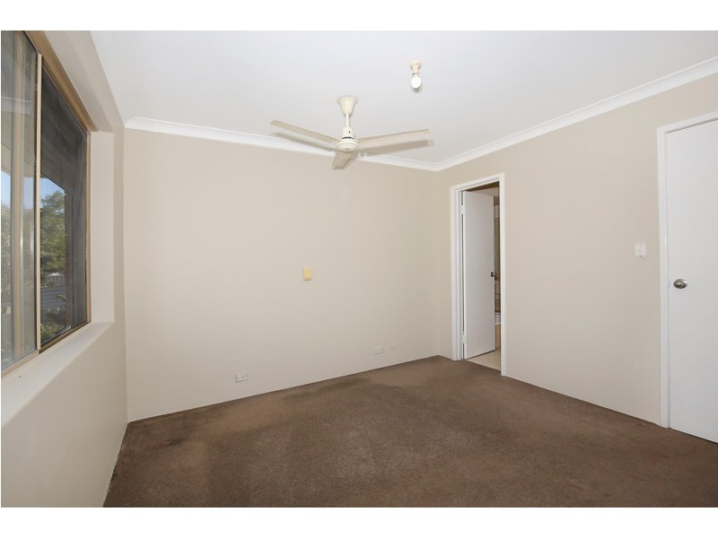 1/35 Service Street, Mandurah WA 6210