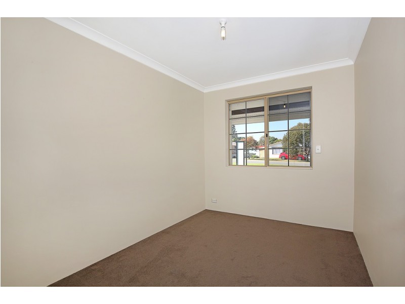 1/35 Service Street, Mandurah WA 6210