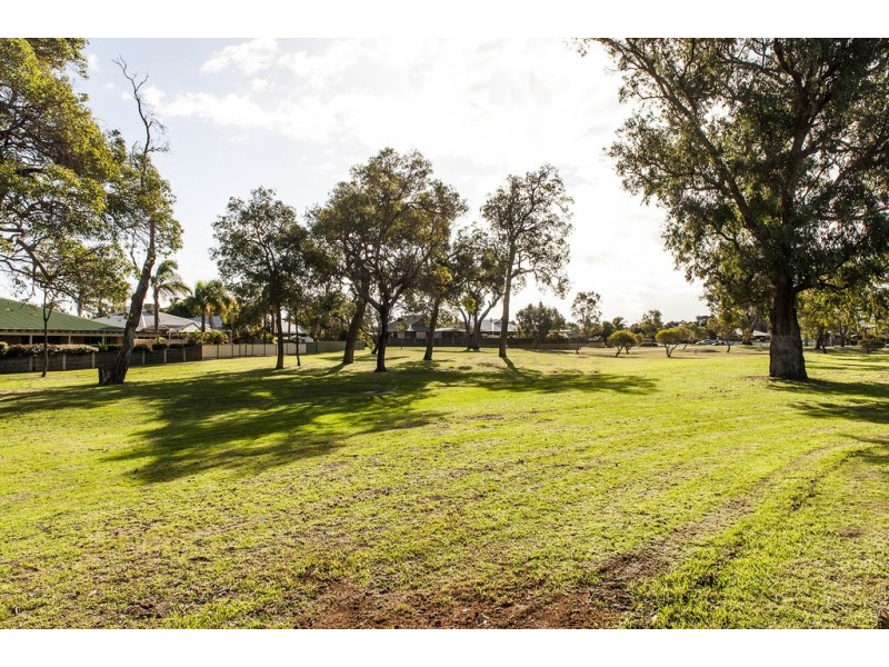 17 Dorneywood Crescent, Erskine WA 6210