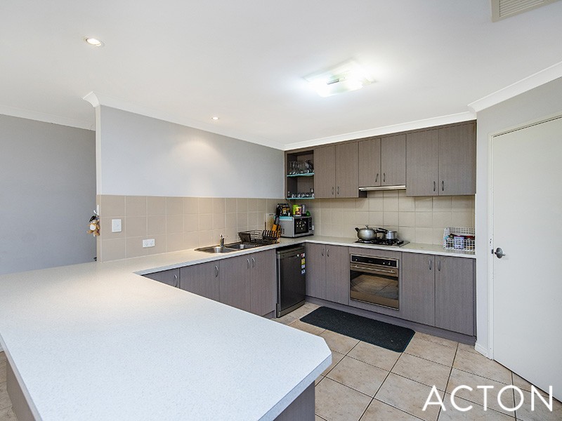 20 Prentice Way, Lakelands WA 6180