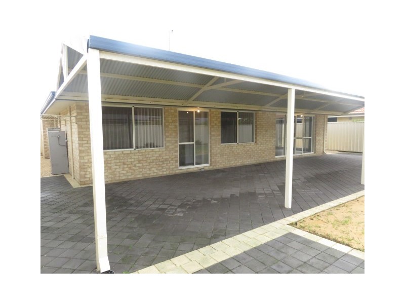 20 Nankeen Approach, Dudley Park WA 6210