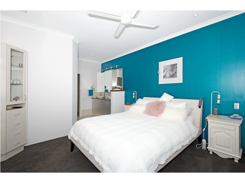 13 Darwin Terrace, Dudley Park WA 6210