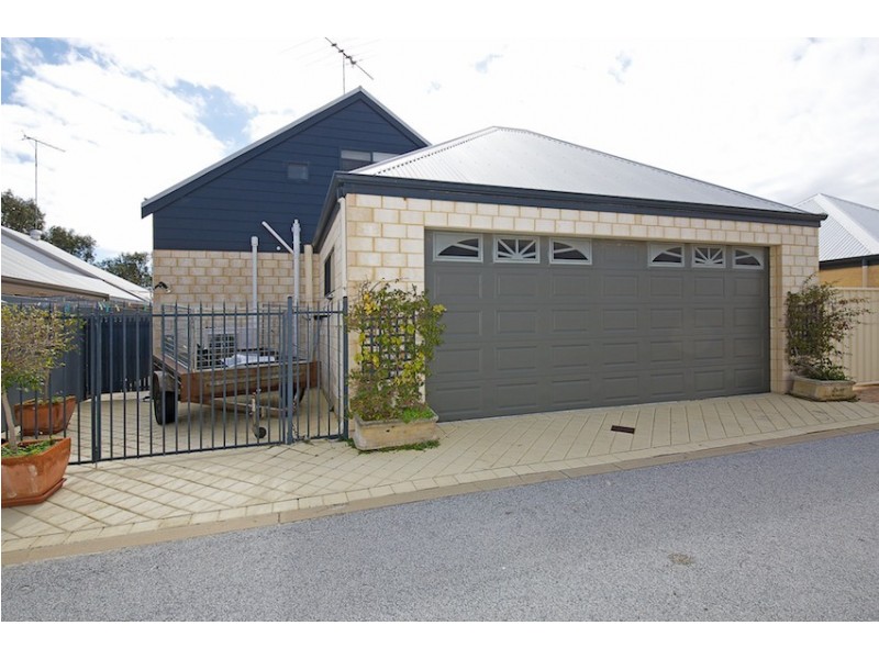 13 Darwin Terrace, Dudley Park WA 6210