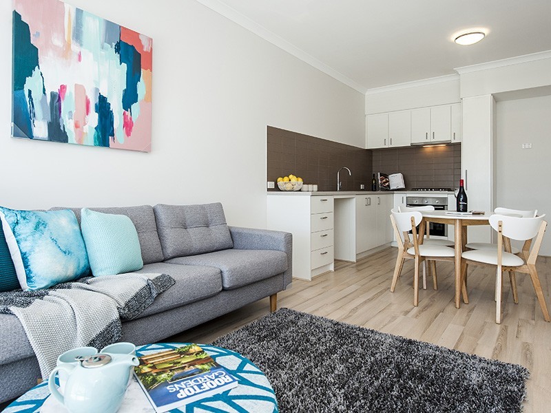 33 Cooper Street, Mandurah WA 6210